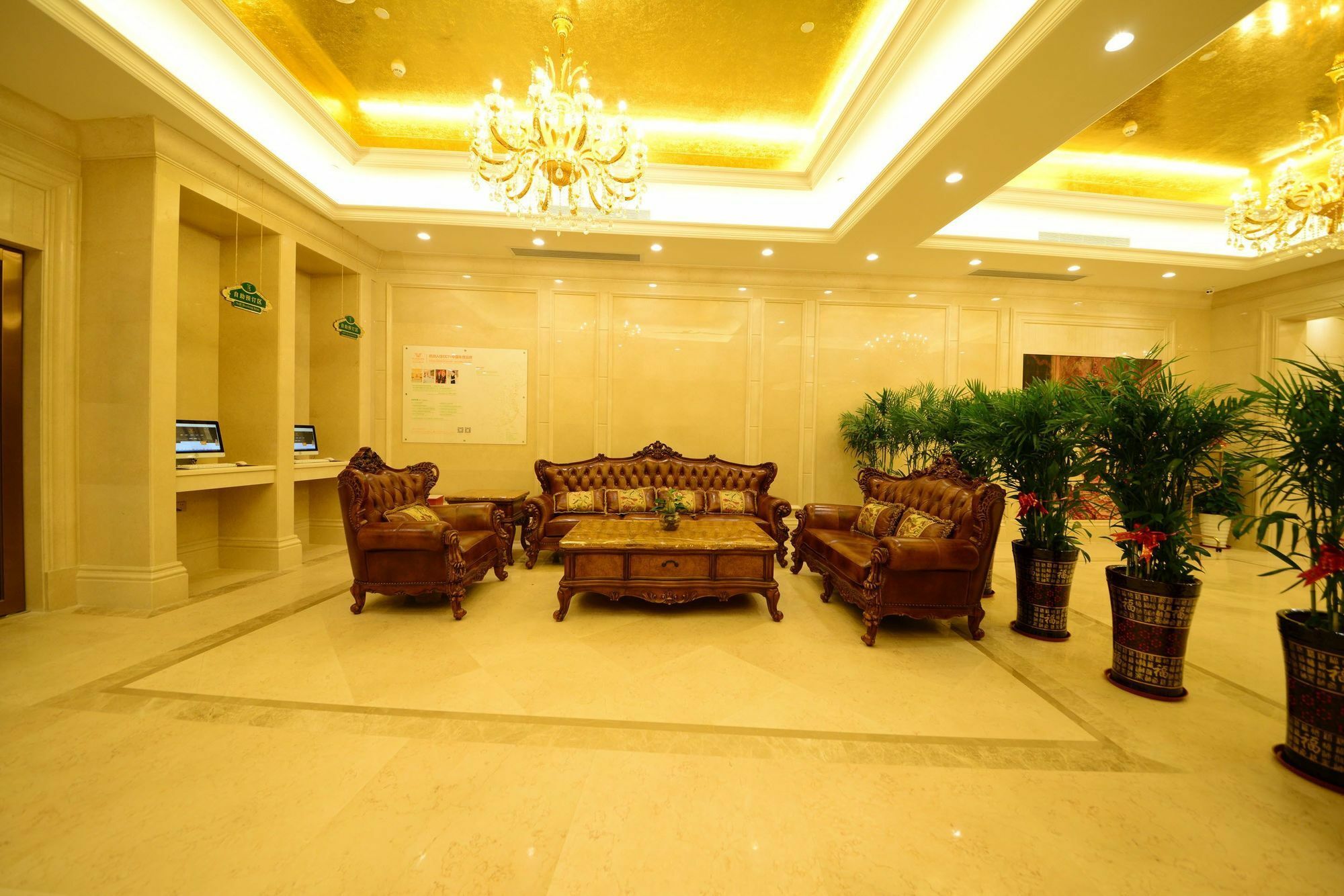 Vienna International Hotel Shajing Heyi Branch Shenzhen Eksteriør billede
